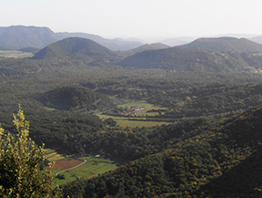 El Mirador dels Volcans El Mirador dels Volcans