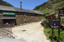 Chemin de la vallée d´Incles.