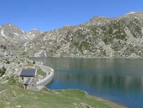 Étang Gento par le chemin de la Canal de Pigolo
