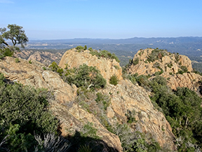 Els Carcaixells d´en Cama et le Montclar en l´Ardenya