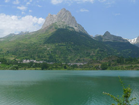 Chemin Naturel du barrage de Lanuza