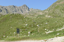 Chemin du lac des Abelletes au col des Isards.