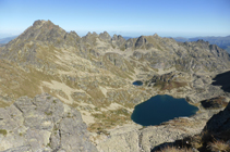 Vues impressionnantes sur le lac de l´Alba et sur le secteur de Rulhe depuis un endroit tout proche du pic de Noé.