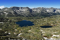 Le lac de l´Illa et l´entrée de la vallée du Madriu.