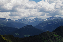 Le pic d´Escobes et les montagnes situées à l´entrée des vallées de Ransol et d´Incles.