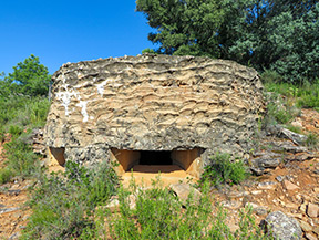 Ermita de la Posa, Parc Cretaci i búnquers des d´Isona