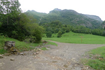 Virage jusqu’à la piste de la vallée d’Otal.