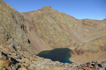 Vue sur l´Estany Negre depuis la petite colline.