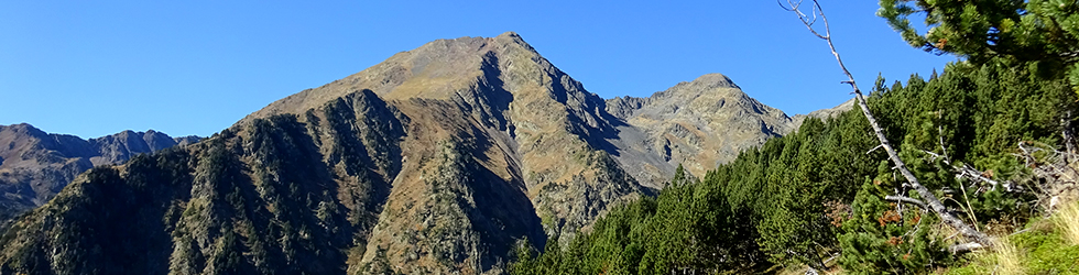Pic de Comapedrosa (2942 m) depuis Arinsal