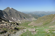 La vallée de Sorteny et le pic de l´Estanyó depuis le col de Meners.