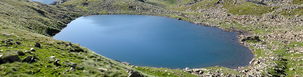 Lacs de Ransol et pic de la Serrera (2913 m)