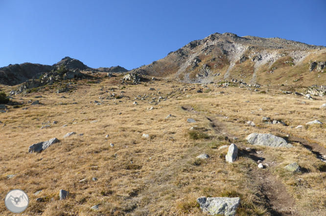 Pic de Montmalús (2781 m) et cirque des Colells 1 