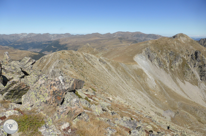 Pic de Montmalús (2781 m) et cirque des Colells 1 