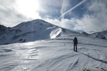 Arrivée à la cote de 2440 m.