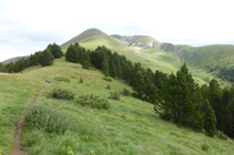 La grande crête de la chaîne montagneuse de Casamanya.