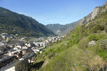 Vue panoramique vers le sud depuis le chemin.