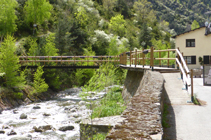 Passerelle sur la rivière d´Os de Civís.